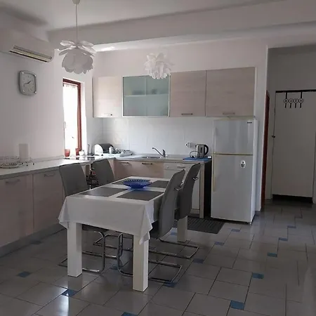 Mass Apartment *